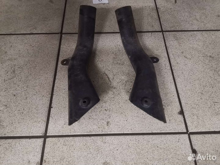 Воздуховод Kawasaki ZZR 400 1