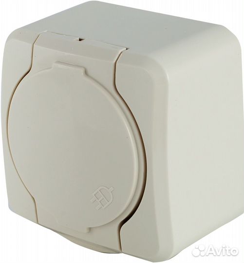 Розетка накладная First с заземлением с крышкой цв