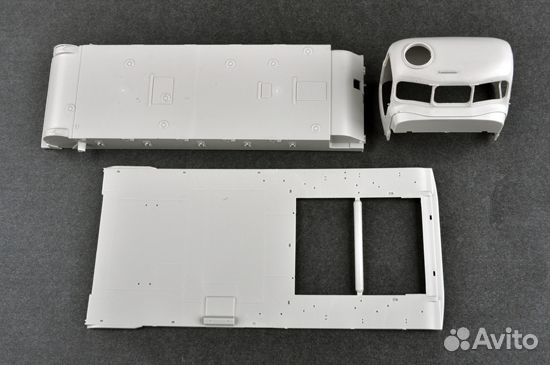 Т09501 1/35 AT-T Artillery Prime Mover