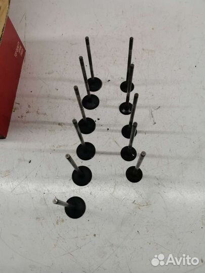 Клапан впускной выпускной Suzuki GSX-R 600