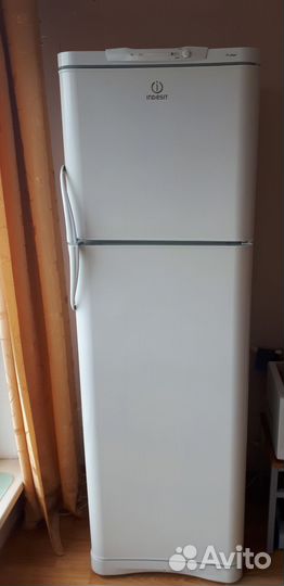 Холодильник+стол