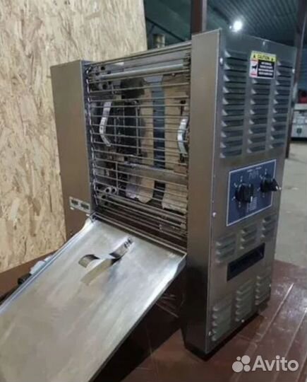 Конвейерный тостер