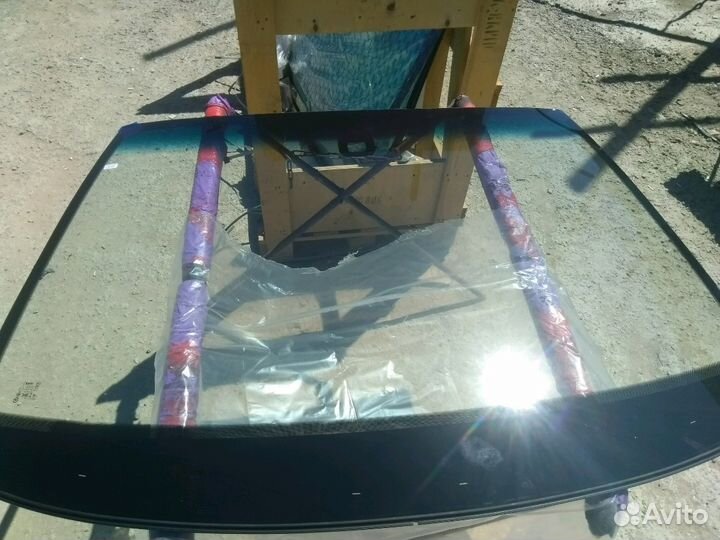 Лобовое стекло на Skoda Octavia 2004-2011A5