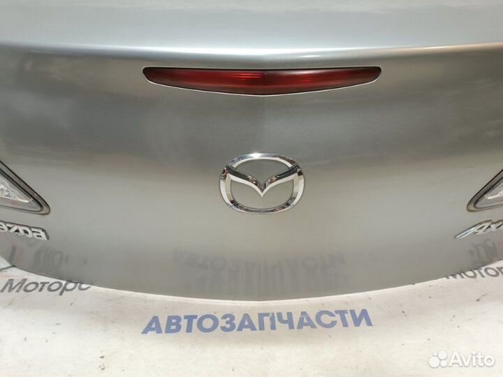 Крышка багажника задняя Mazda Axela blefp