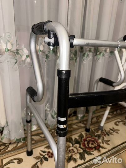 Ходунки для взрослых