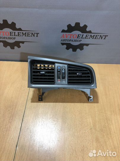 Воздуховод центральный Nissan Primera P11 рест