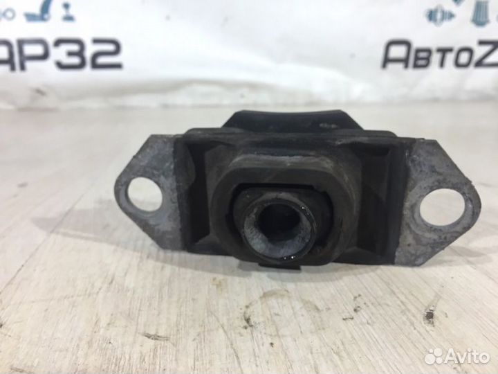 Подушка кпп Лада Ларгус K4M 2014