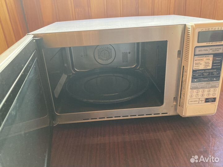 Микроволновая печь Sharp.877-HM