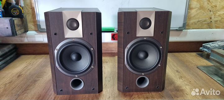 Французские Focal Chorus 705V