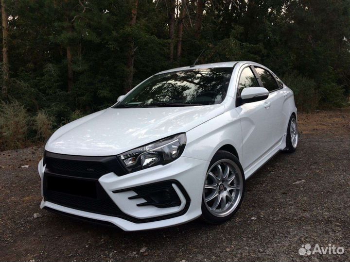 Бампер передний 