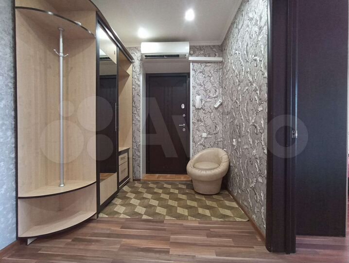 2-к. квартира, 52 м², 2/5 эт.