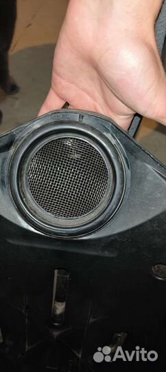 Воздушная крышка Mercedes-Benz