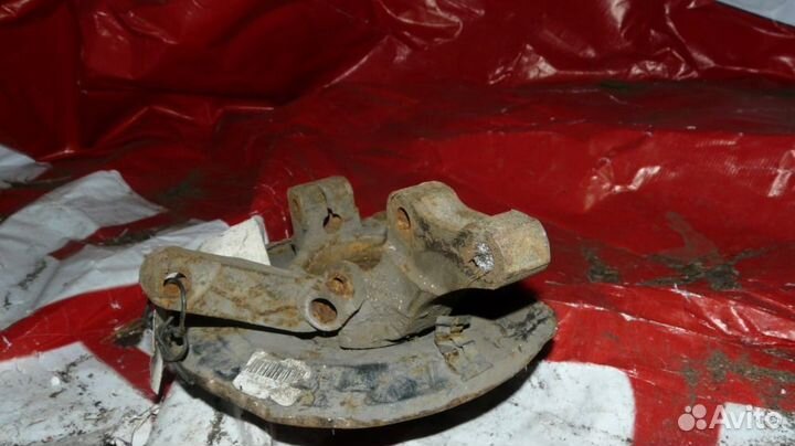 Mitsubishi Lancer Cedia IX (2000—2004)