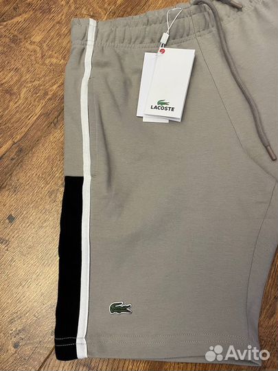 Шорты мужские Lacoste