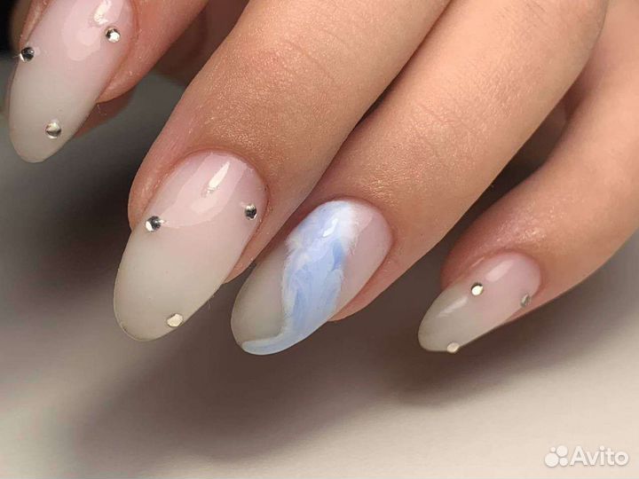 Маникюр на дому