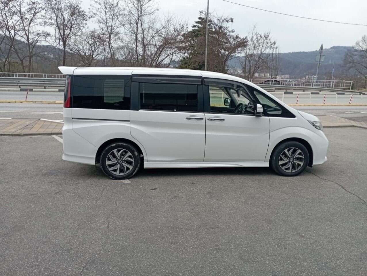 Honda Stepwgn: фото владельца