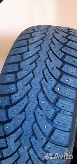 Formula Ice 215/65 R16