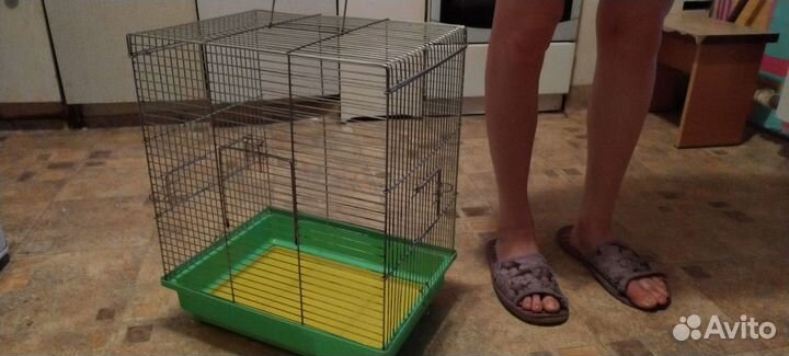Клетку для птицы