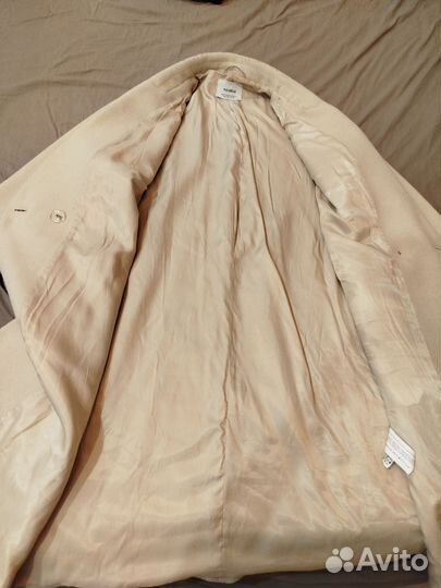 Пальто женское Pull&bear