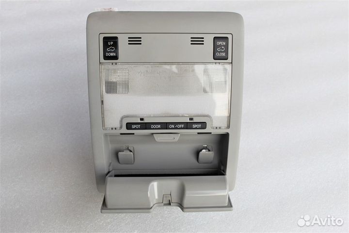 Плафон подсветки салона Land Cruiser 200 2009-2015