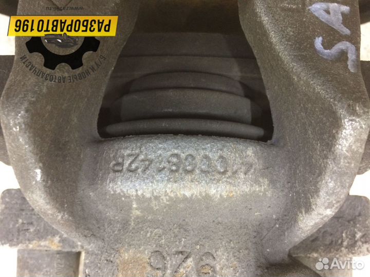 Суппорт передний правый Renault Logan II 2014 (410