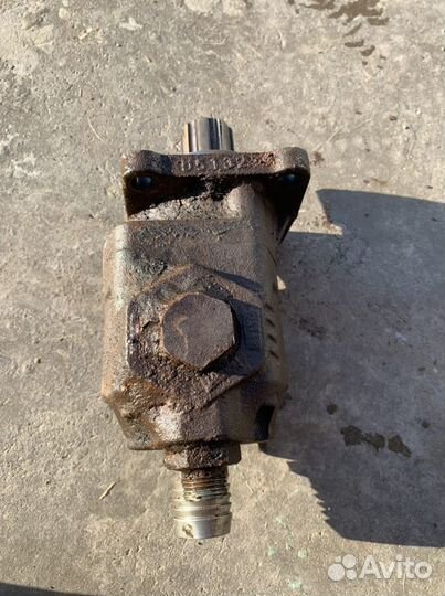 Насос подъема кузова Mercedes