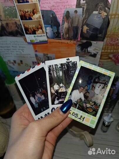 Polaroid instax mini