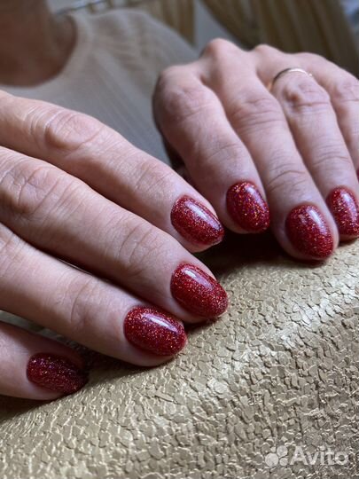 Маникюр и педикюр