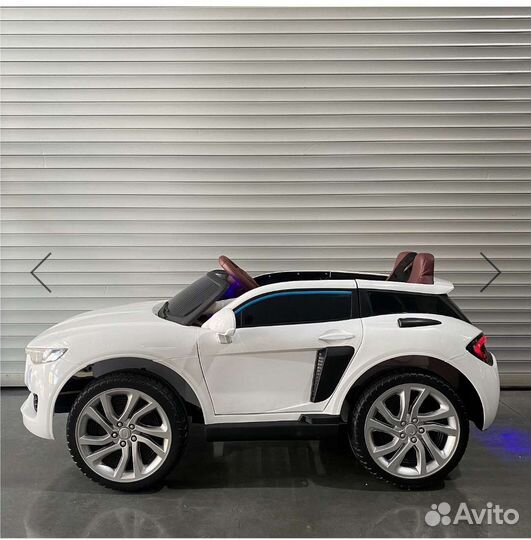 Детский электромобиль новый