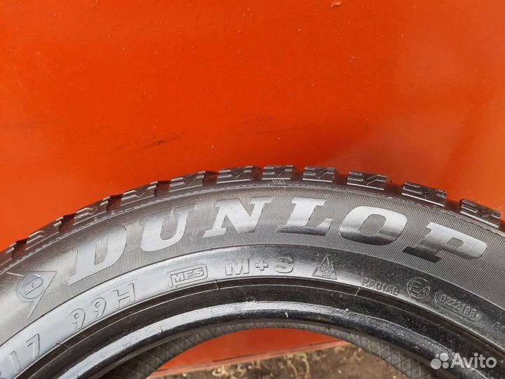 Dunlop SP Winter Sport M3 235/55 R17 99H