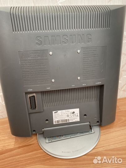 Монитор для компьютера samsung с TV тюнером