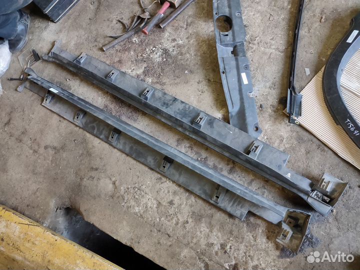 Накладка порога внешняя L R Honda CR-V 2 2005-2006