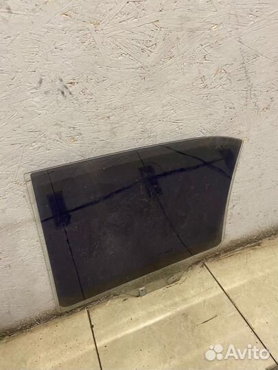 Стекло двери заднее правое Hyundai Accent