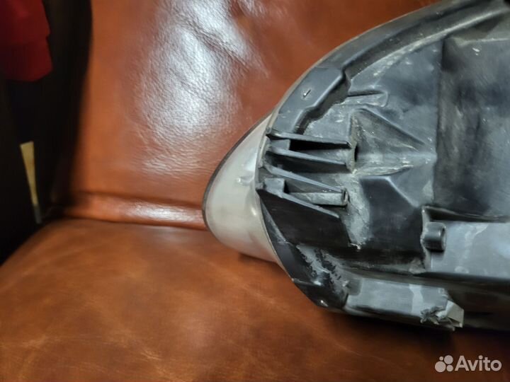 Фары на volkswagen jetta 5