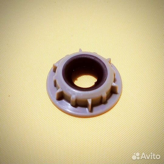 Гайка уплотнитель верхнего импеллера пмм