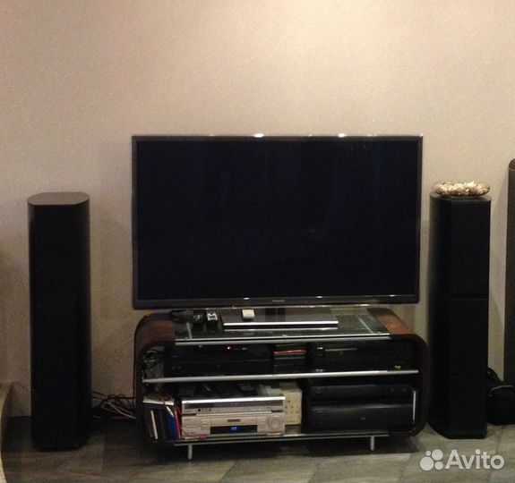 Тумба под телевизор и технику