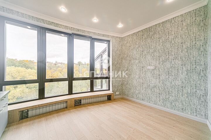 2-к. квартира, 80 м², 6/7 эт.