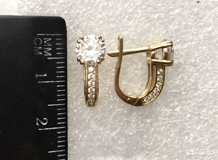 Золотые серьги и кольцо585