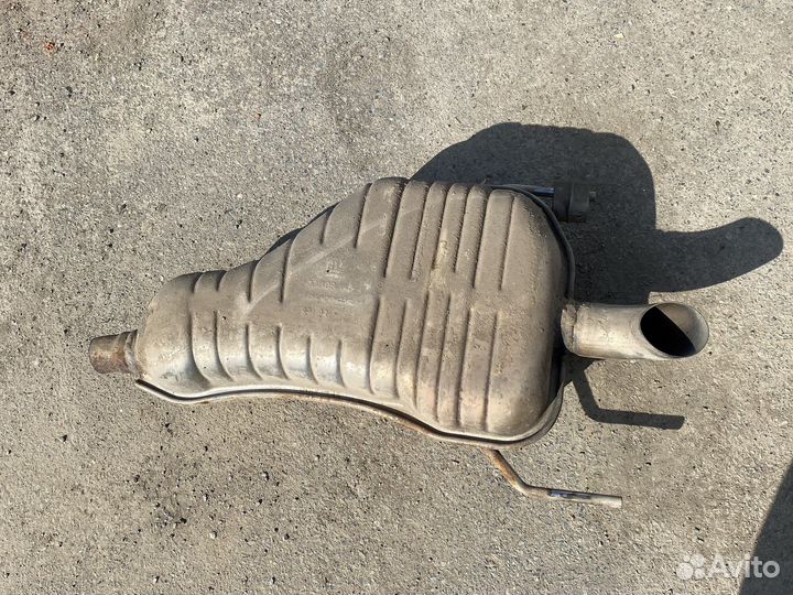 Продам глушитель на Опель Астра H