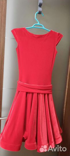 Платье для танцев 128