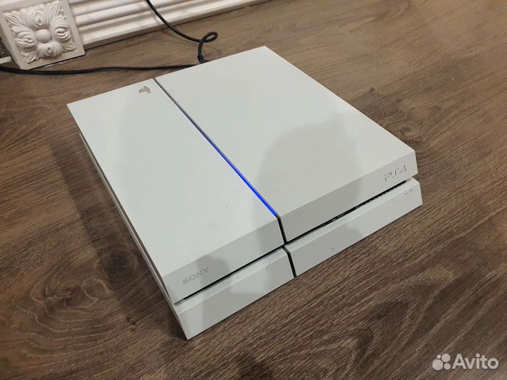 Sony PS4 500gb с набором игр на дисках