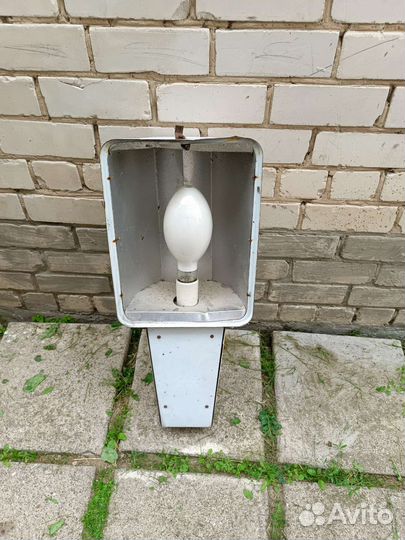 Светильник уличный