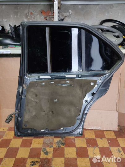 Дверь задняя правая bmw e34