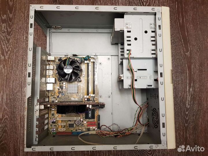 Процессор, видеокарта, оперативная память, корпус