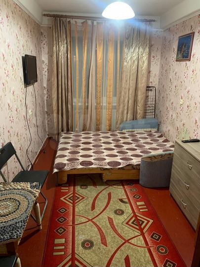 Комната 10 м² в 2-к., 3/9 эт.