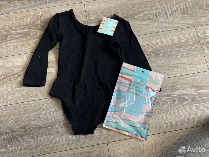 Купальник гимнастический и гетры