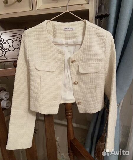 Твидовый костюм с юбкой