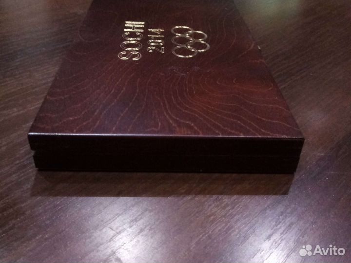 Набор монет к олимпиаде в Сочи. Футляр