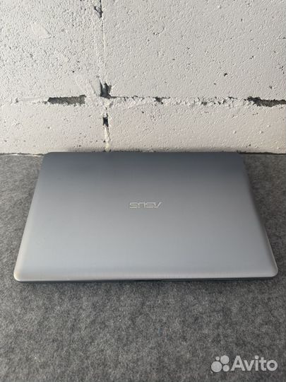 Свежий Asus vivobook a4-9125/DDR4 4гб/SSD 120