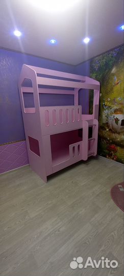 Двухъярусная кровать домик бу